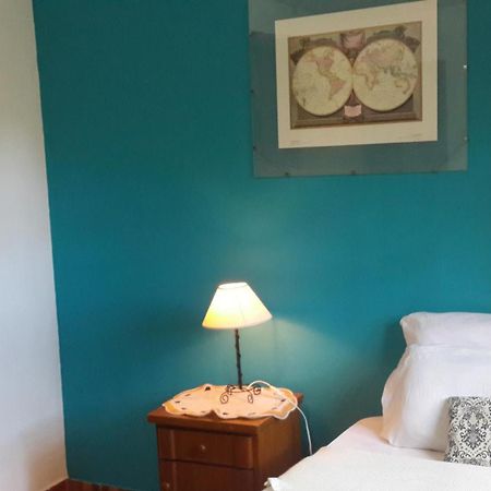 Casa Folks - Bed And Breakfast Пуэрто-Игуасу Экстерьер фото